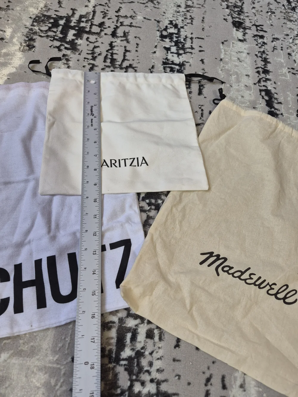 cotton dust storage Drawsteing Bags: Schutz, Aritzia and Madewell
